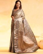 Women Zari Woven Saree with Blouse Piece - Image 4