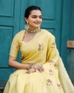 Women Embroidered Saree with Contrast Border - Image 3